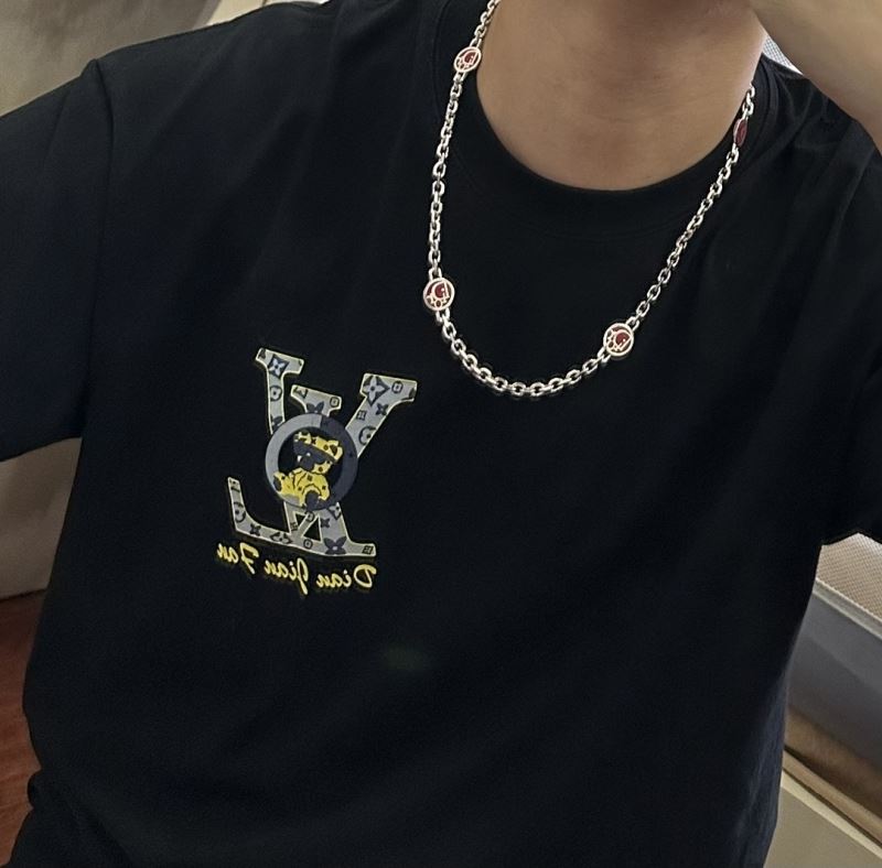 chr1st1an D10r necklaces